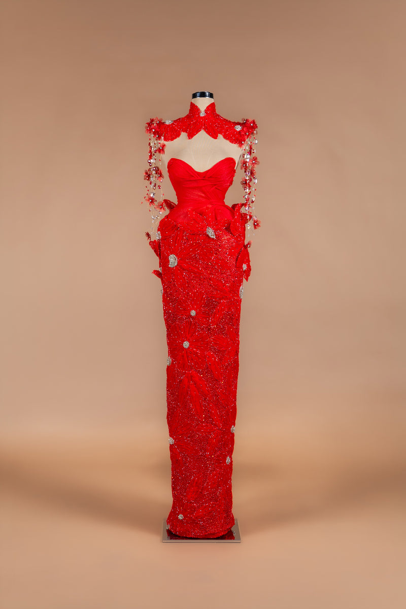 Sihëna Crimson Petal Halo — red sweetheart column gown with detached beaded halo collar and 3D petal floral skirt.