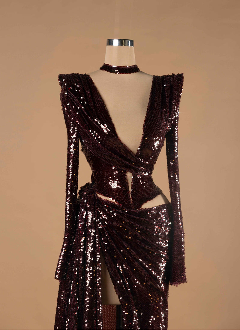 Sihëna Golden Sugar Reverie — burgundy v-neck long-sleeve mermaid evening dress