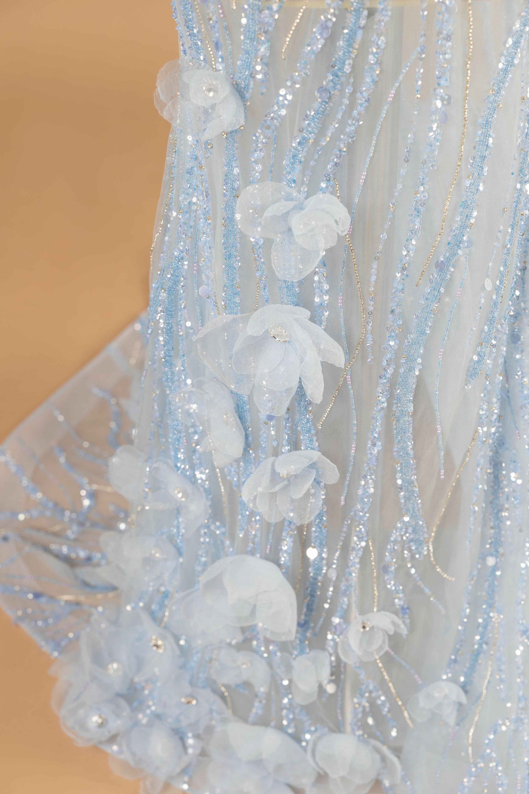 Sihëna Ice Blossom Symphony — powder-blue v-neck sleeveless mermaid evening dress