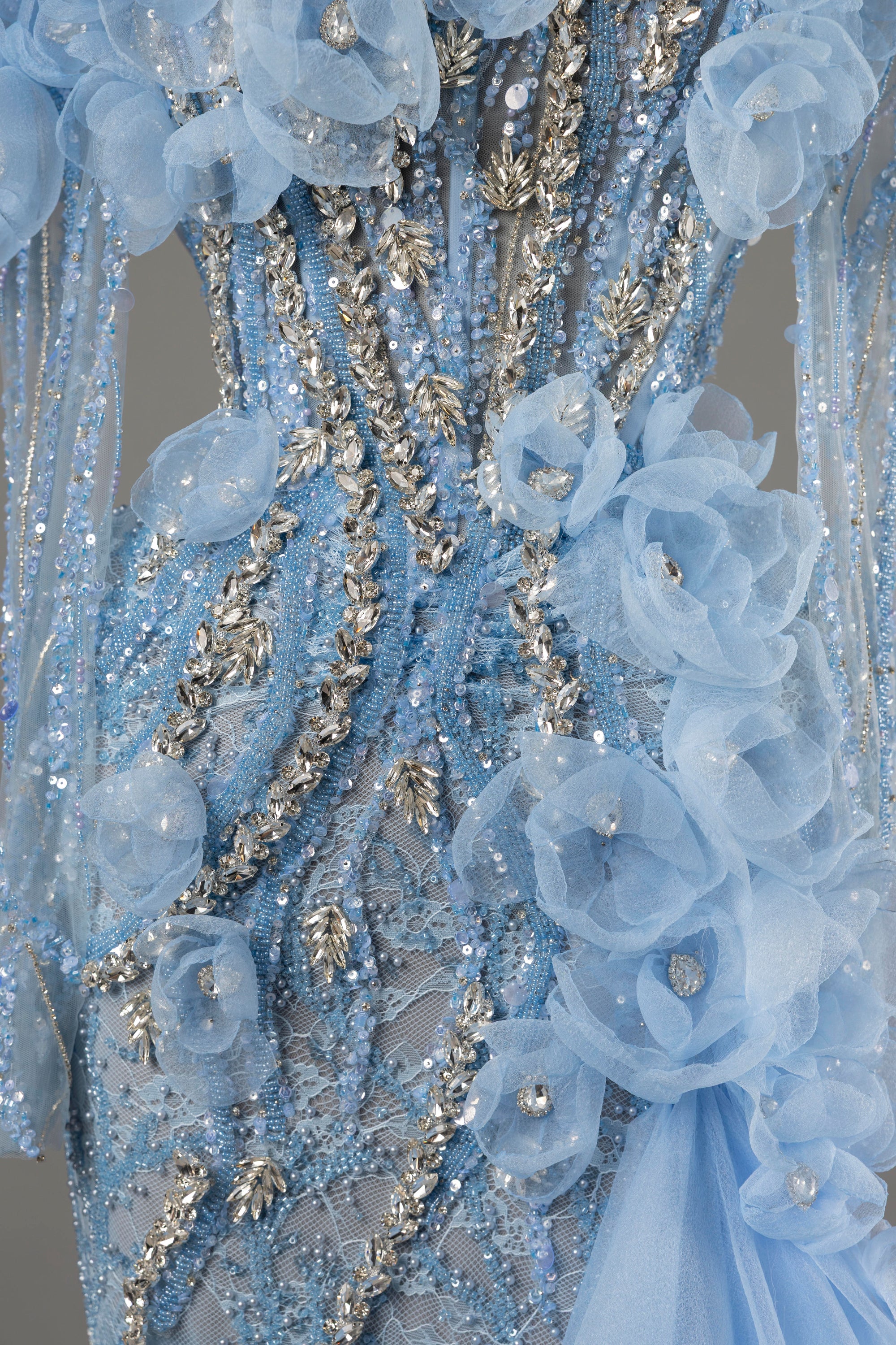 Sihëna Sky Blossom — powder-blue off-shoulder off-shoulder mermaid evening dress