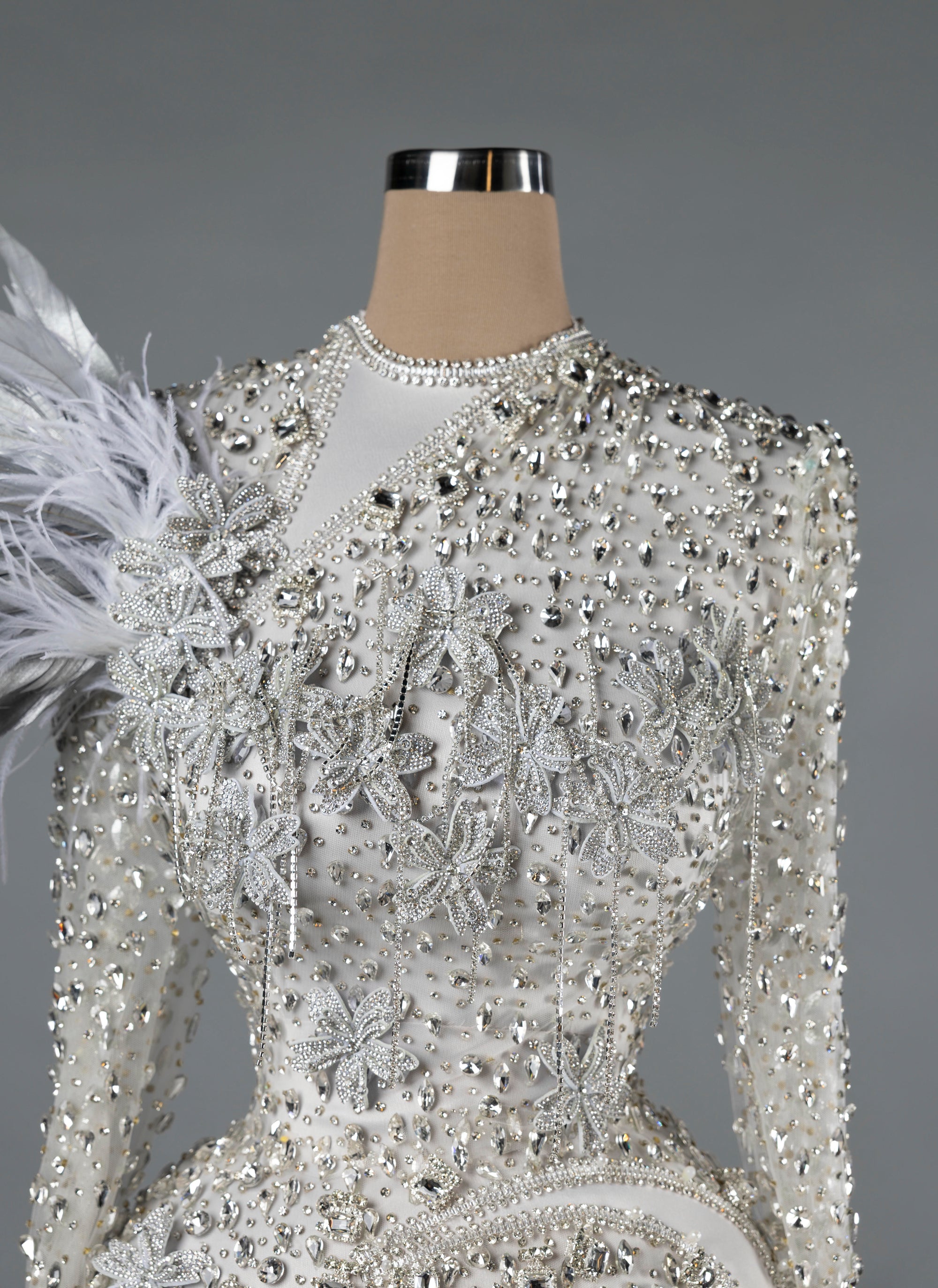 Sihëna Frosted Starlight — white high-neck long-sleeve mermaid wedding dress