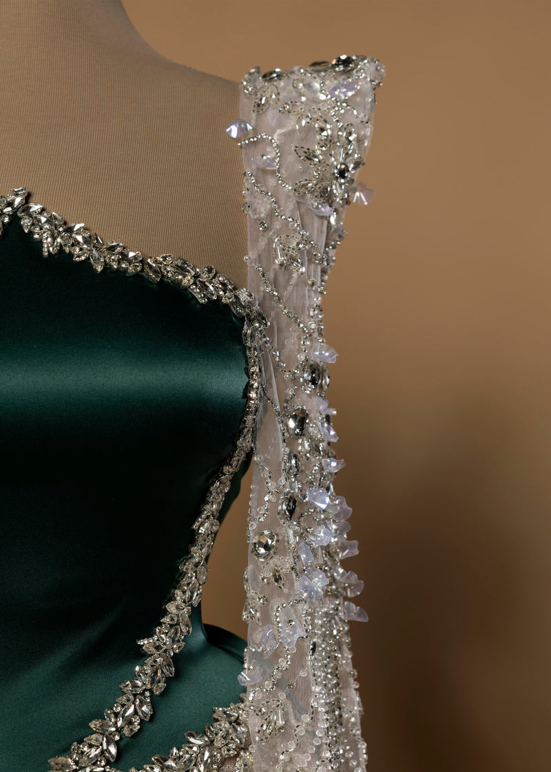 Sihëna Emerald Radiance — emerald strapless sleeveless column evening dress