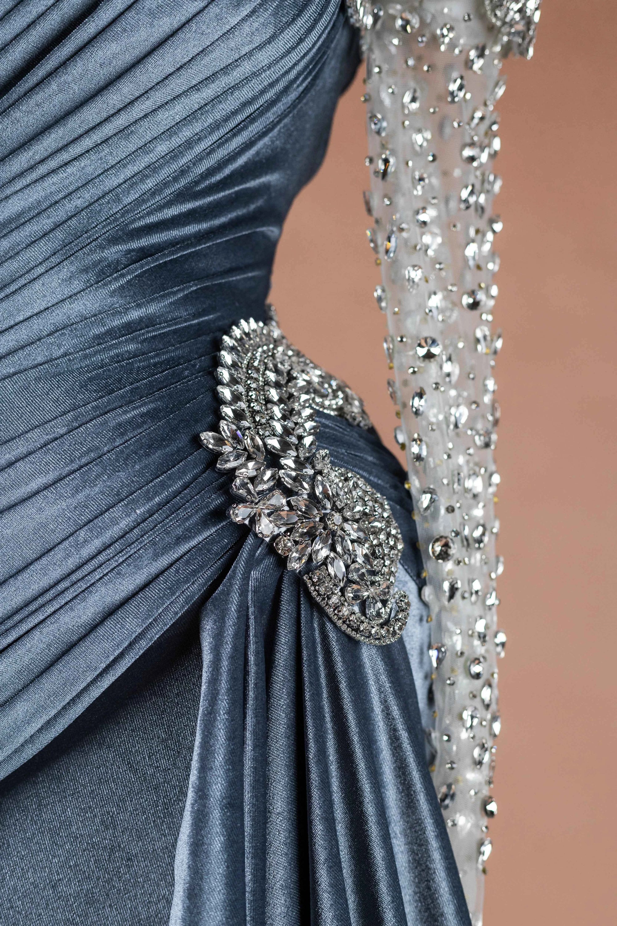 Sihëna Steel Monarch — navy asymmetric one-shoulder column evening dress