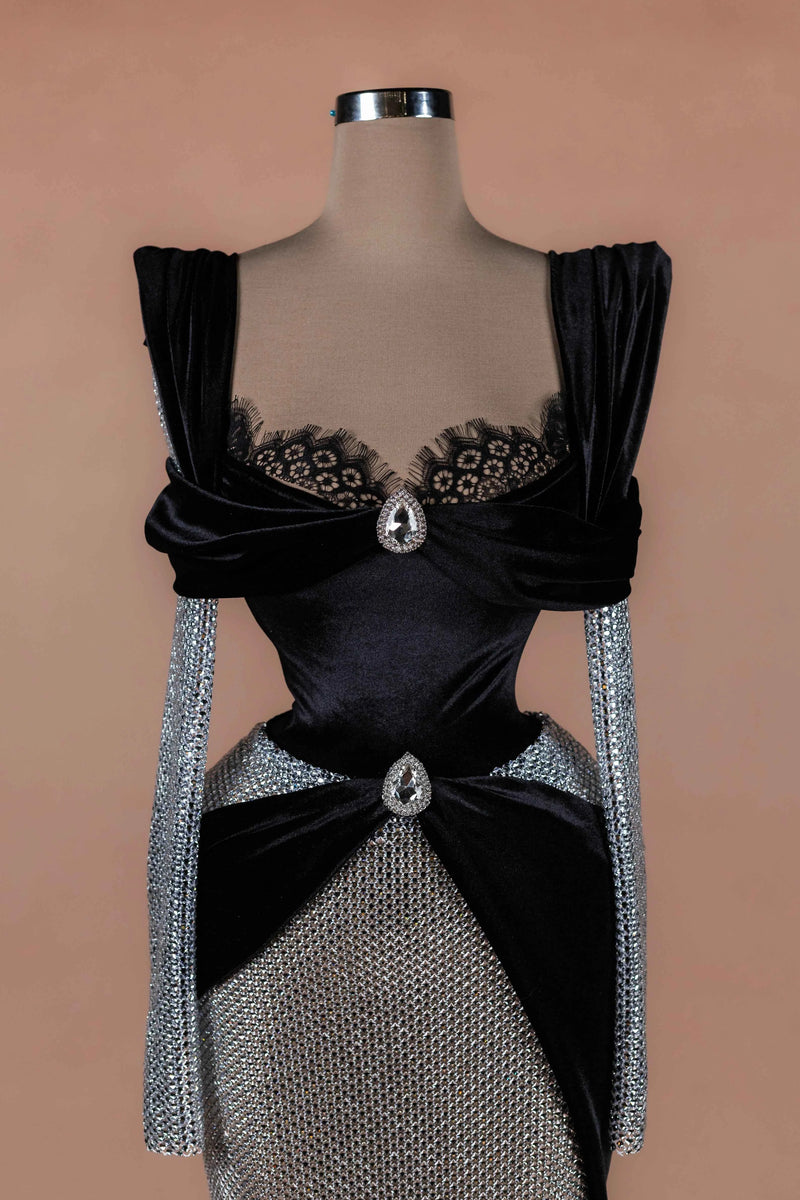 Sihëna Onyx Duality — black sweetheart off-shoulder column evening dress
