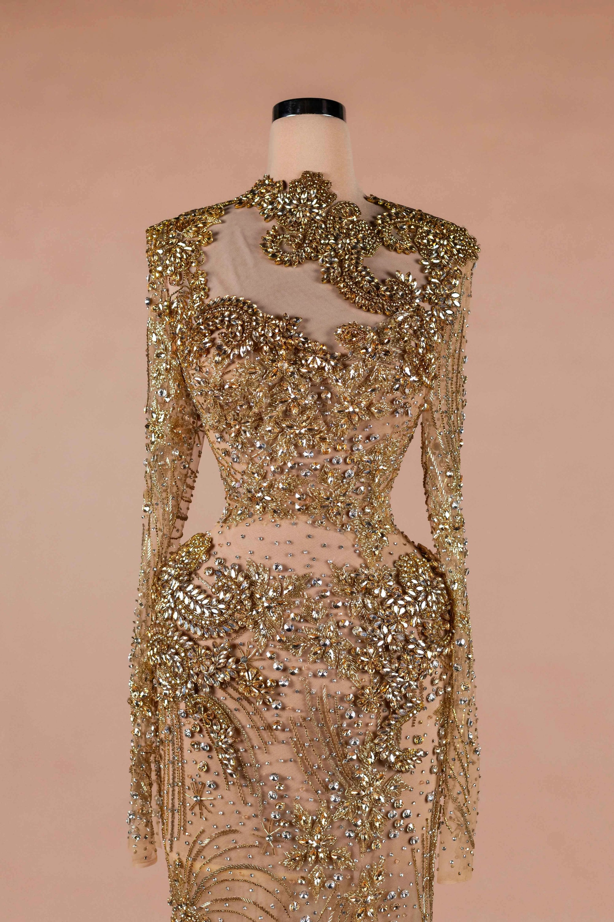 Sihëna Aurelia Sovereign — gold high-neck long-sleeve column evening dress