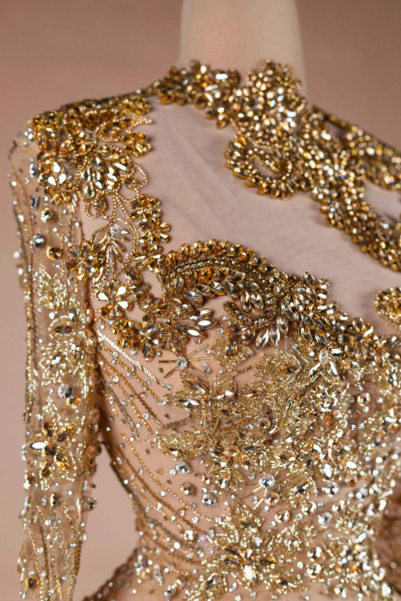 Sihëna Aurelia Sovereign — gold high-neck long-sleeve column evening dress
