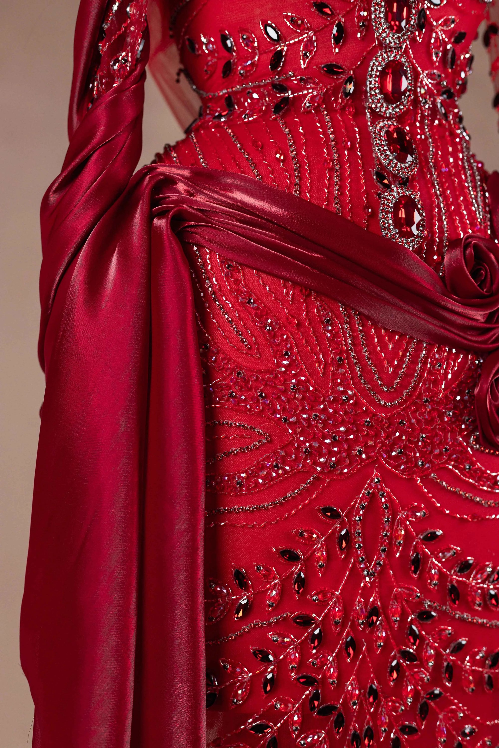 Sihëna Scarlet Rosalia — red high-neck long-sleeve column evening dress