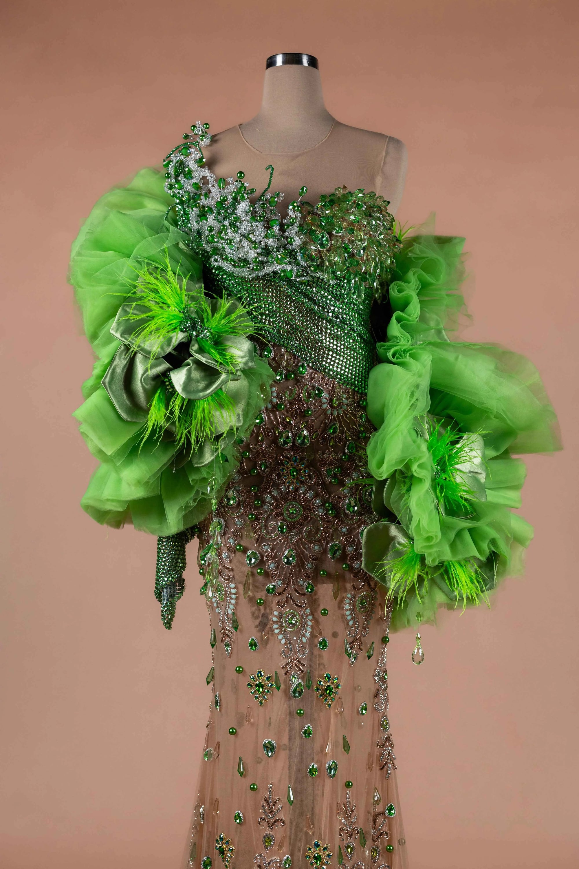 Sihëna Jade Opulence — lime one-shoulder long-sleeve mermaid evening dress