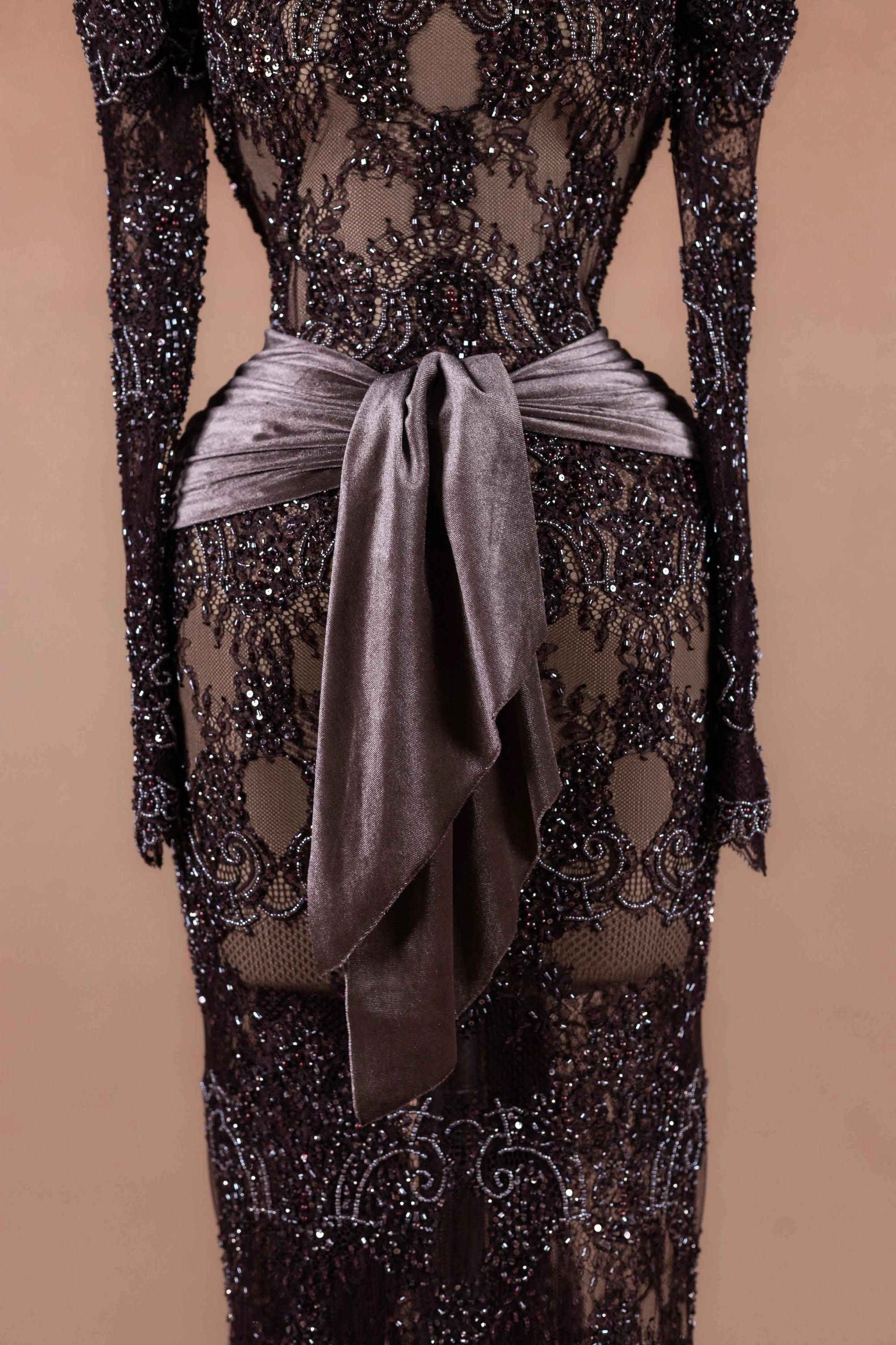Sihëna Espresso Lace — chocolate strapless off-shoulder column evening dress