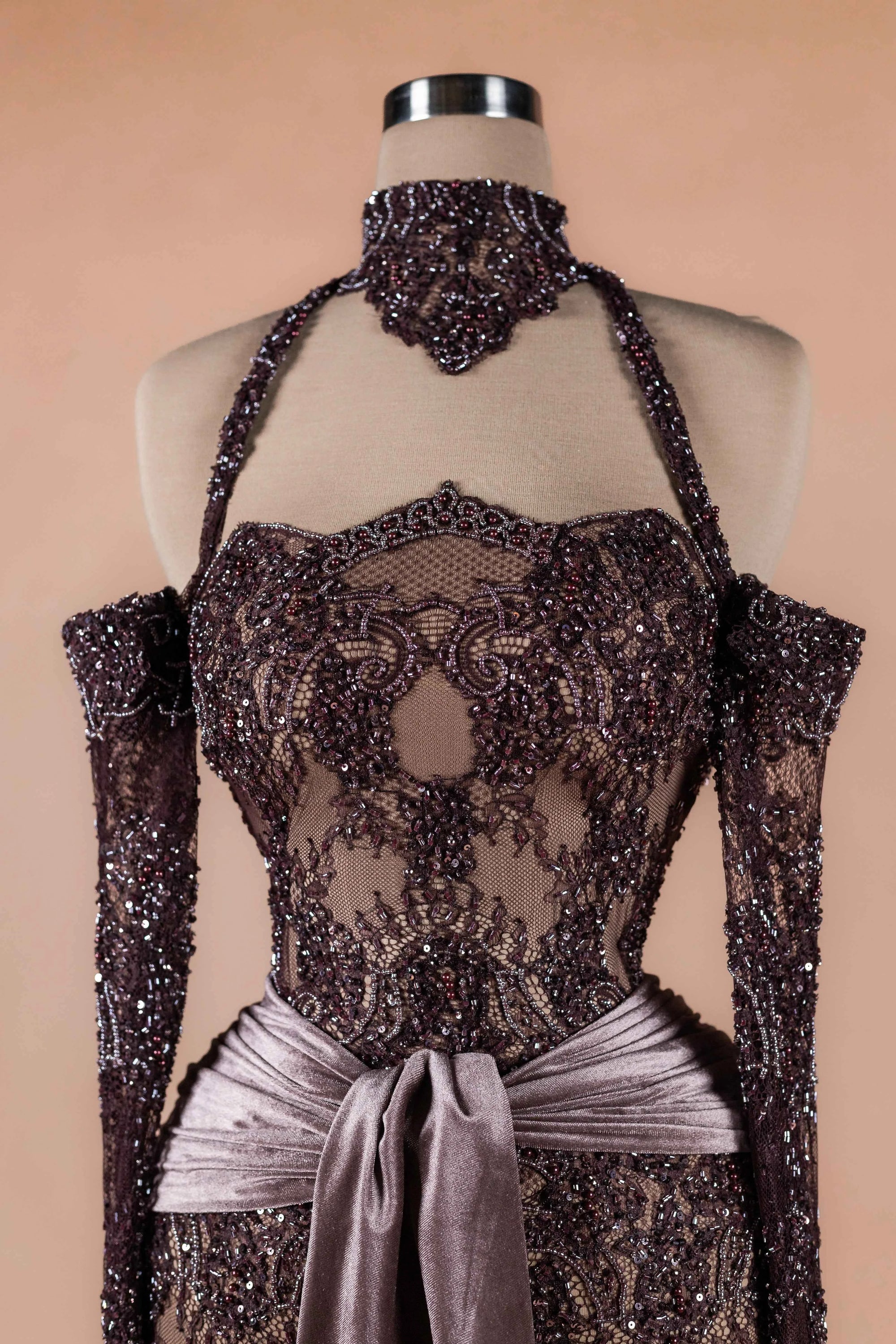 Sihëna Espresso Lace — chocolate strapless off-shoulder column evening dress