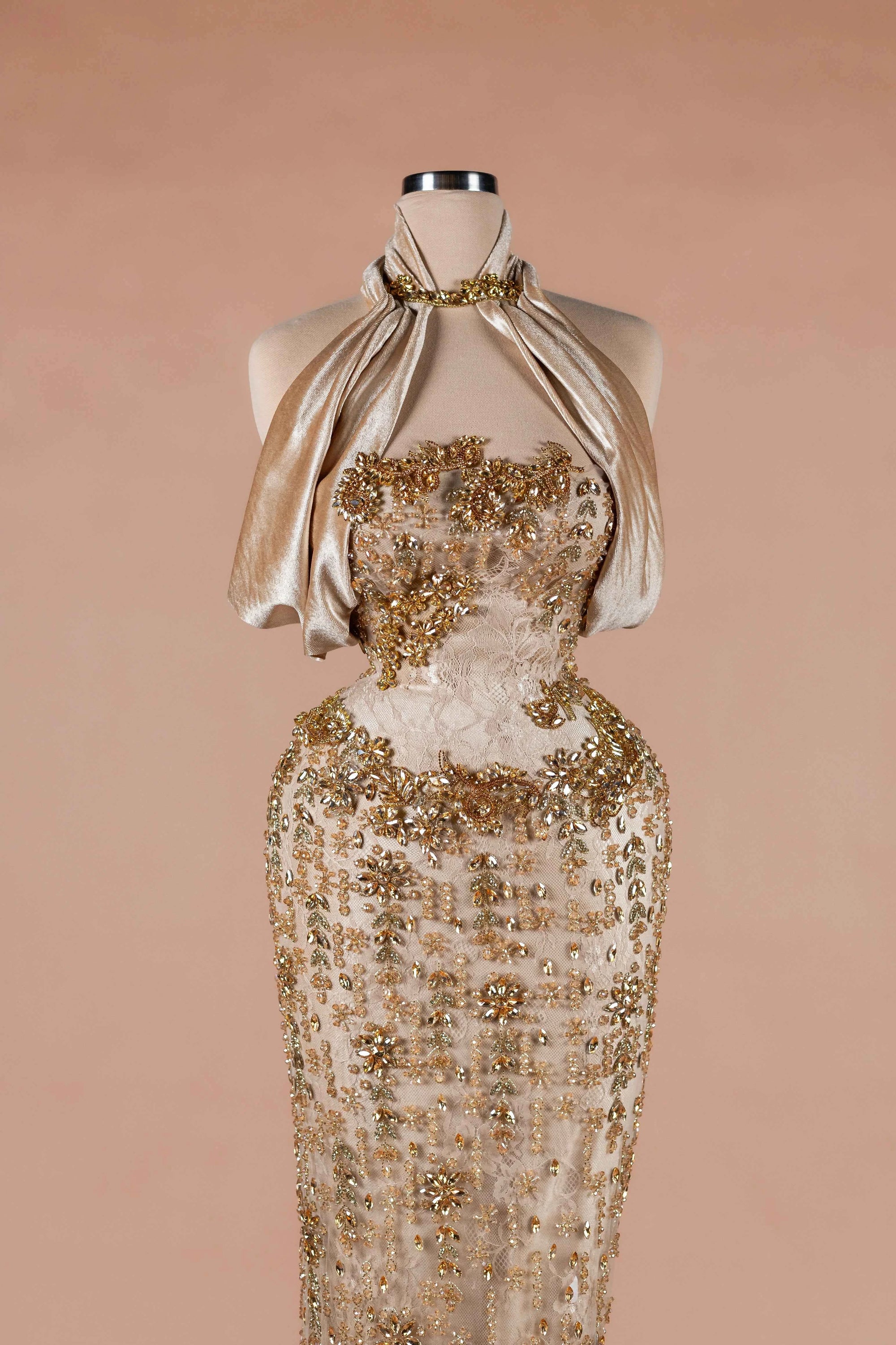 Sihëna Halcyon Shimmer — champagne strapless sleeveless column evening dress