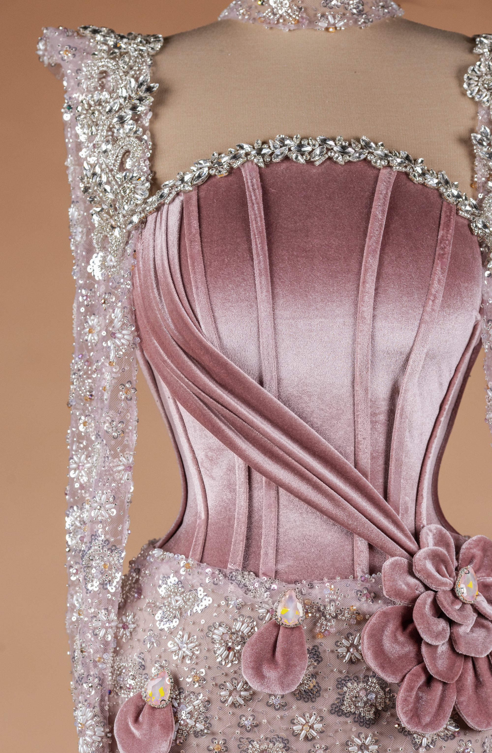 Sihëna Blush Petal Tapestry — dusty-rose high-neck long-sleeve mermaid evening dress