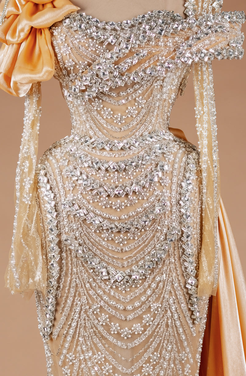 Sihëna Golden Minaret Gleam — gold high-neck off-shoulder column evening dress
