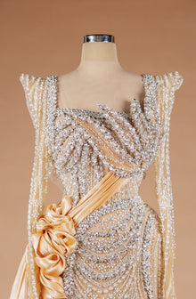 Regal Frosted Arabesque