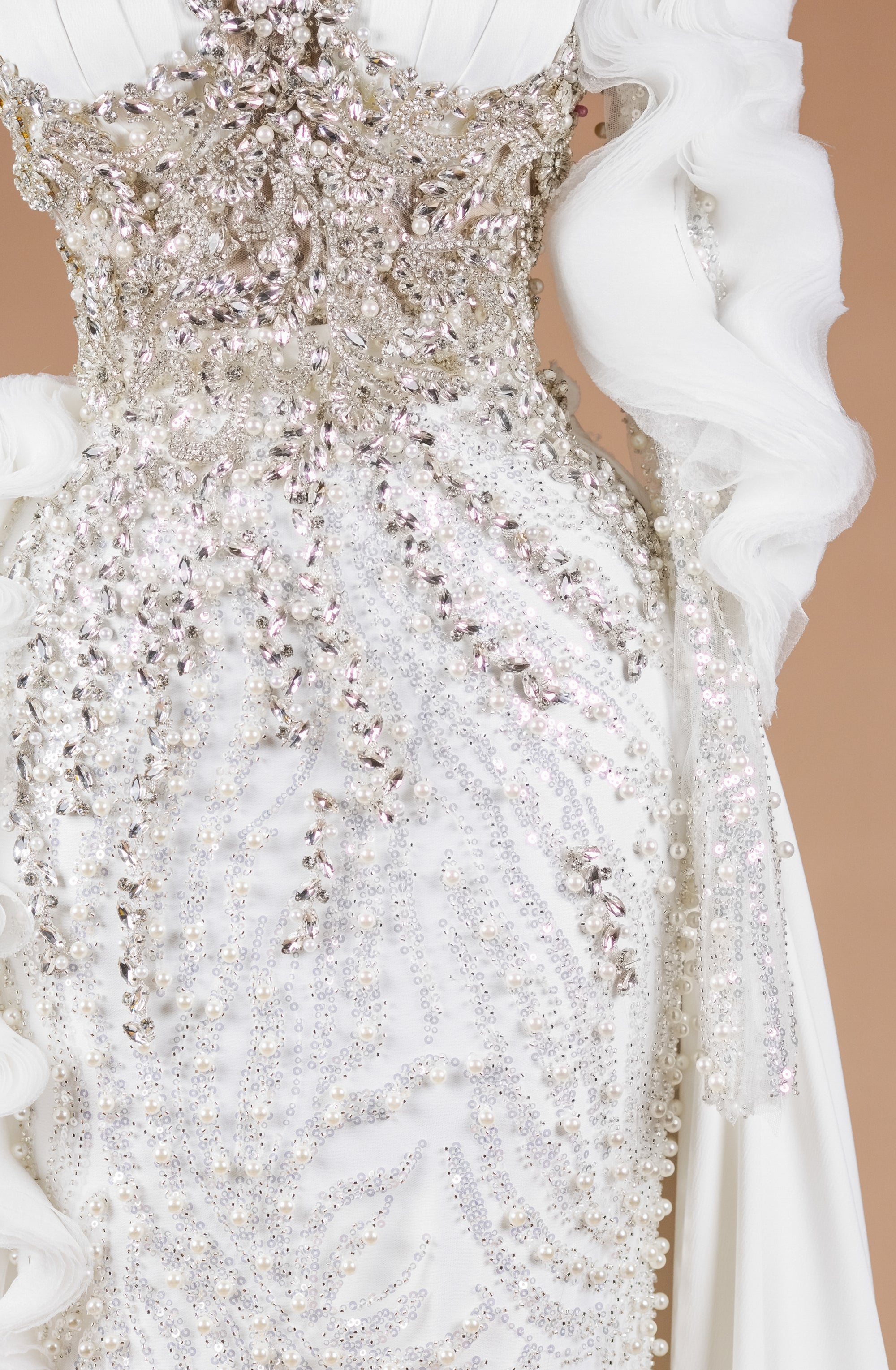 Sihëna Dusty Rose Embrace — ivory v-neck long-sleeve mermaid evening dress