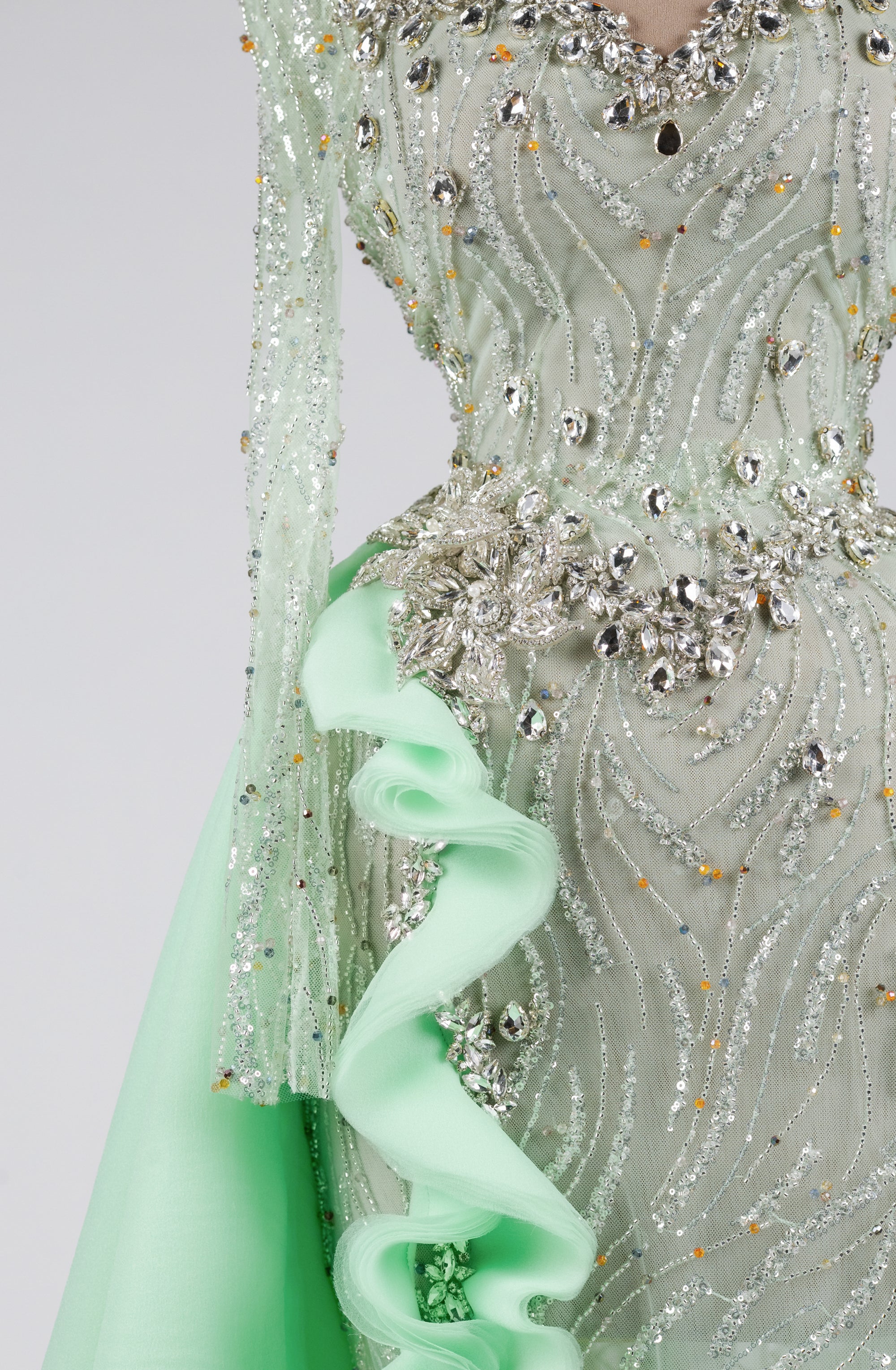 Sihëna Celadon Aurora Crest — mint high-neck long-sleeve column evening dress