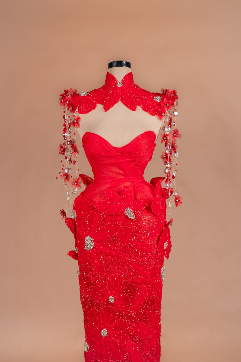Sihëna Crimson Petal Halo — red sweetheart sleeveless column evening dress