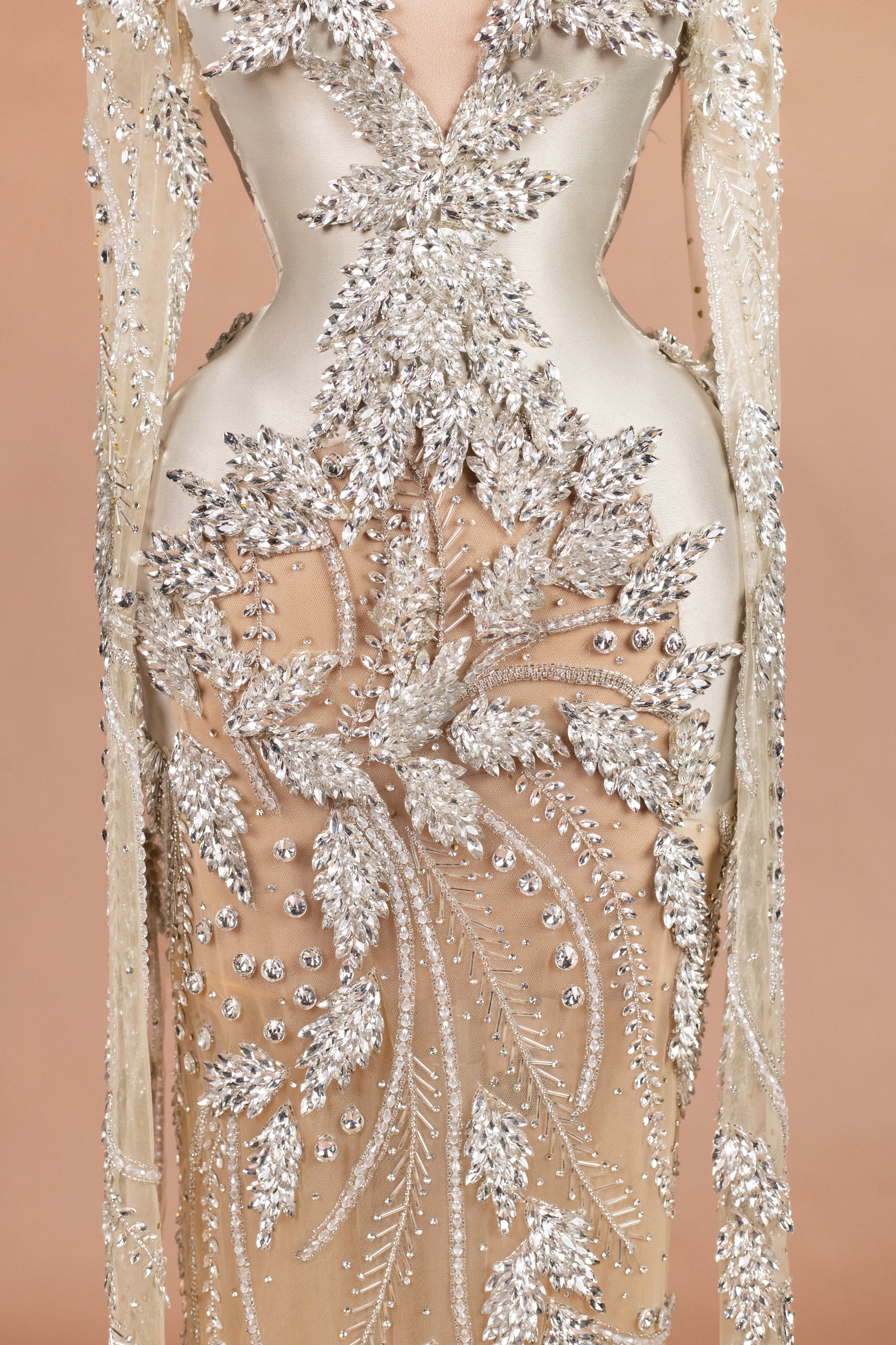 Sihëna Silver Wheat — champagne v-neck cape-sleeve mermaid evening dress