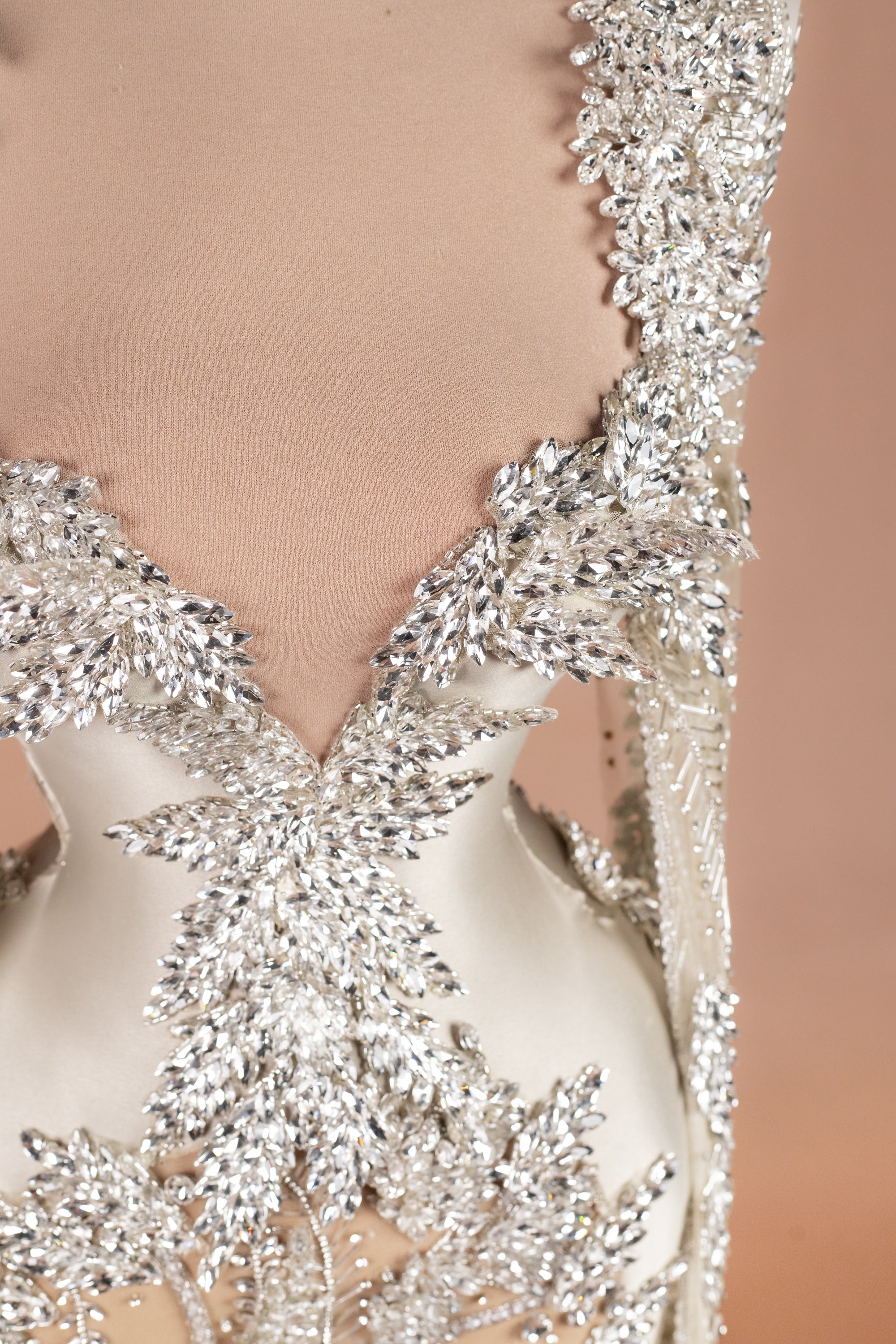 Sihëna Silver Wheat — champagne v-neck cape-sleeve mermaid evening dress