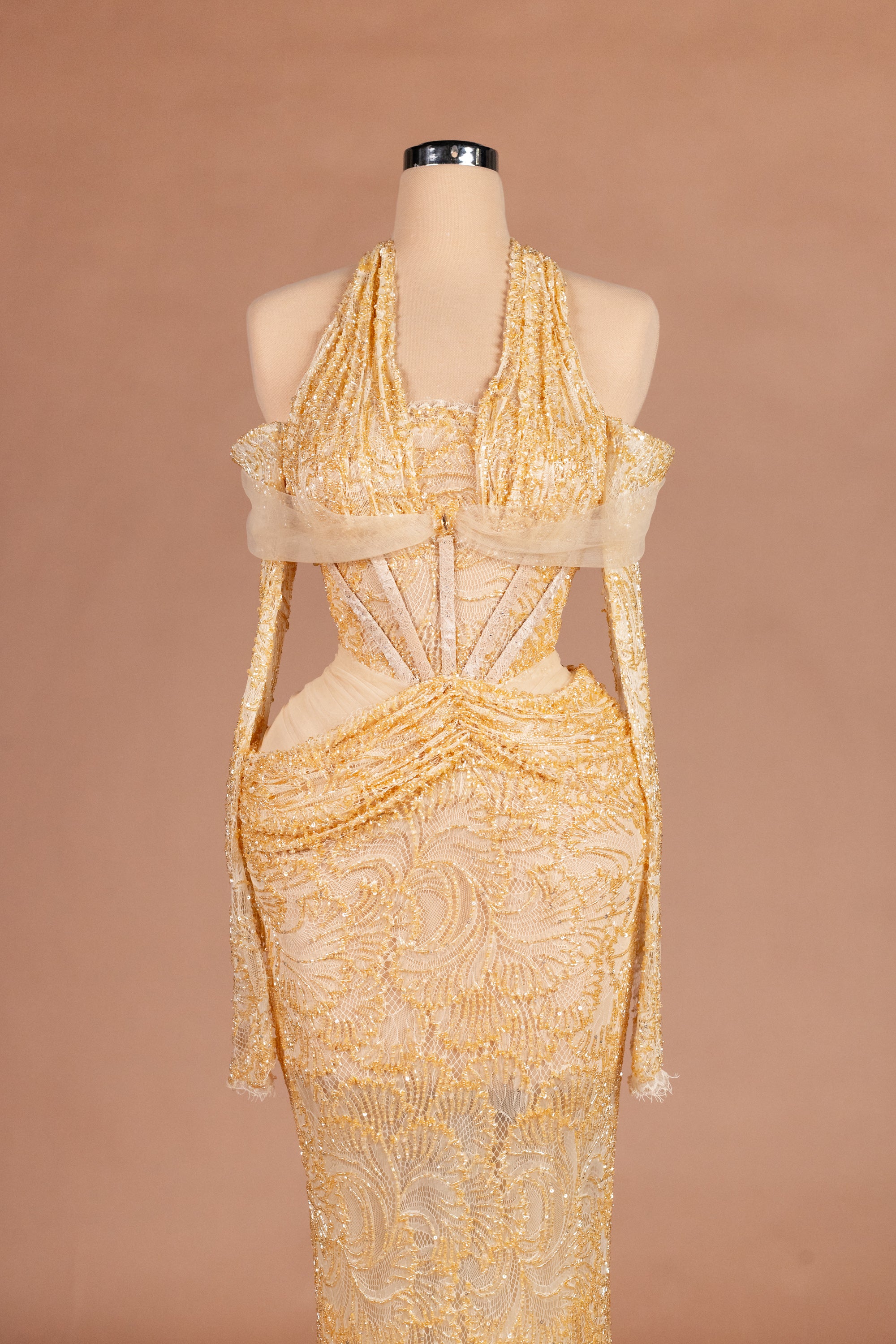 Sihëna Honeyed Lace — gold halter off-shoulder column evening dress