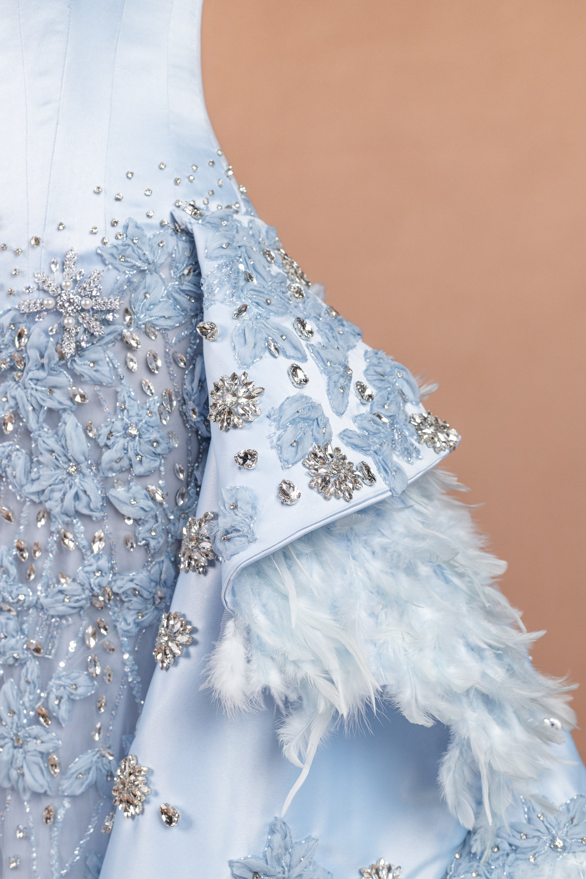 Sihëna Frostbloom Plume — powder-blue sweetheart sleeveless mermaid evening dress