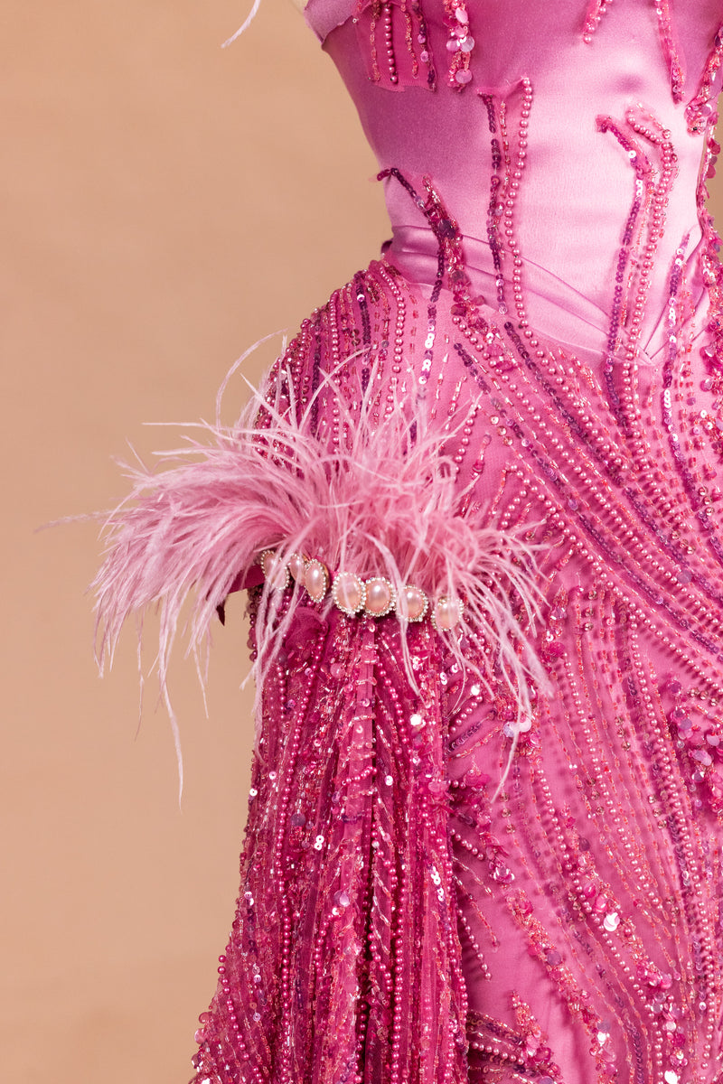 Sihëna Fuchsia Feather — fuchsia strapless sleeveless mermaid evening dress