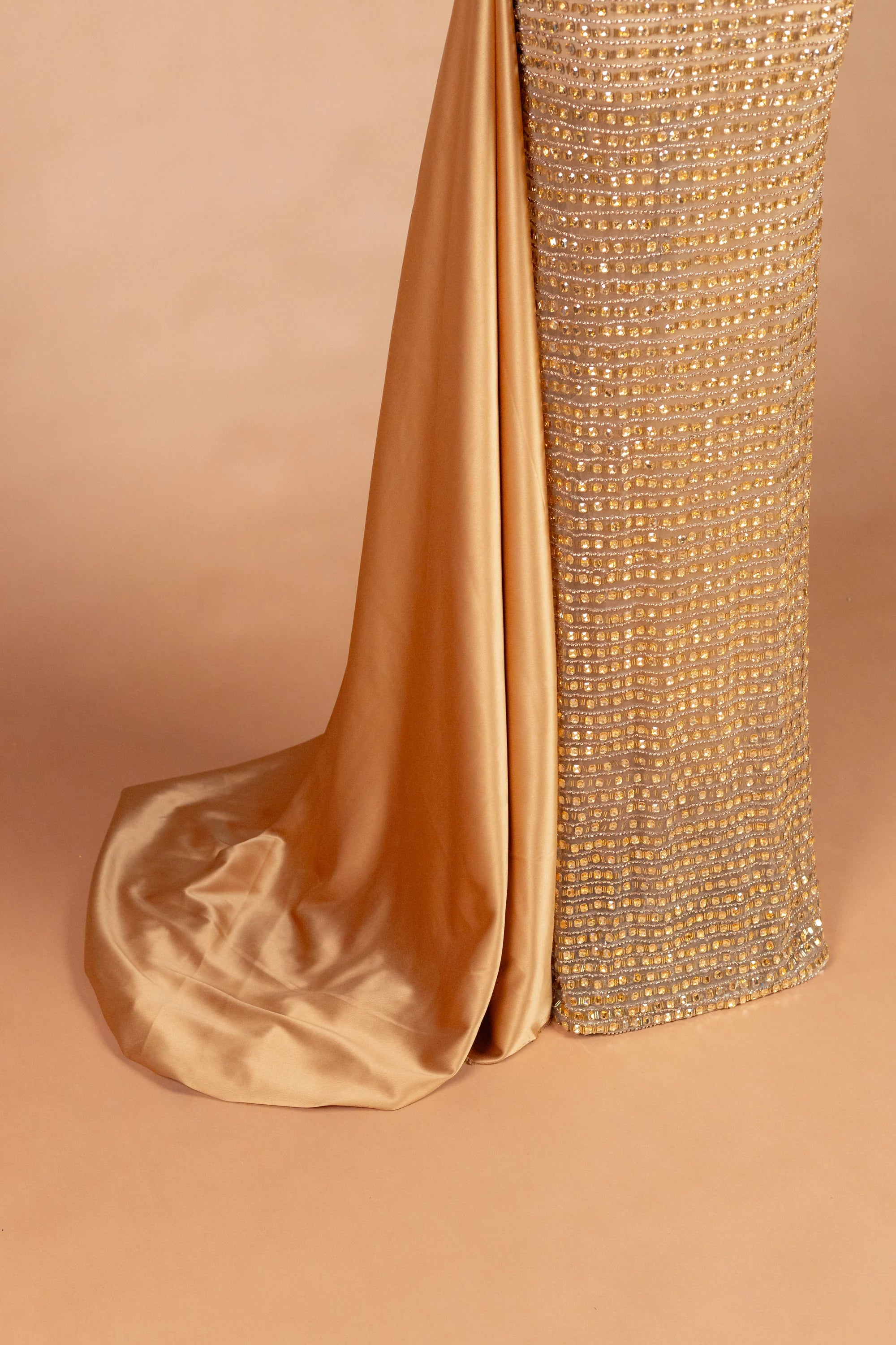 Sihëna Byzantine Tessera — gold strapless sleeveless column evening dress