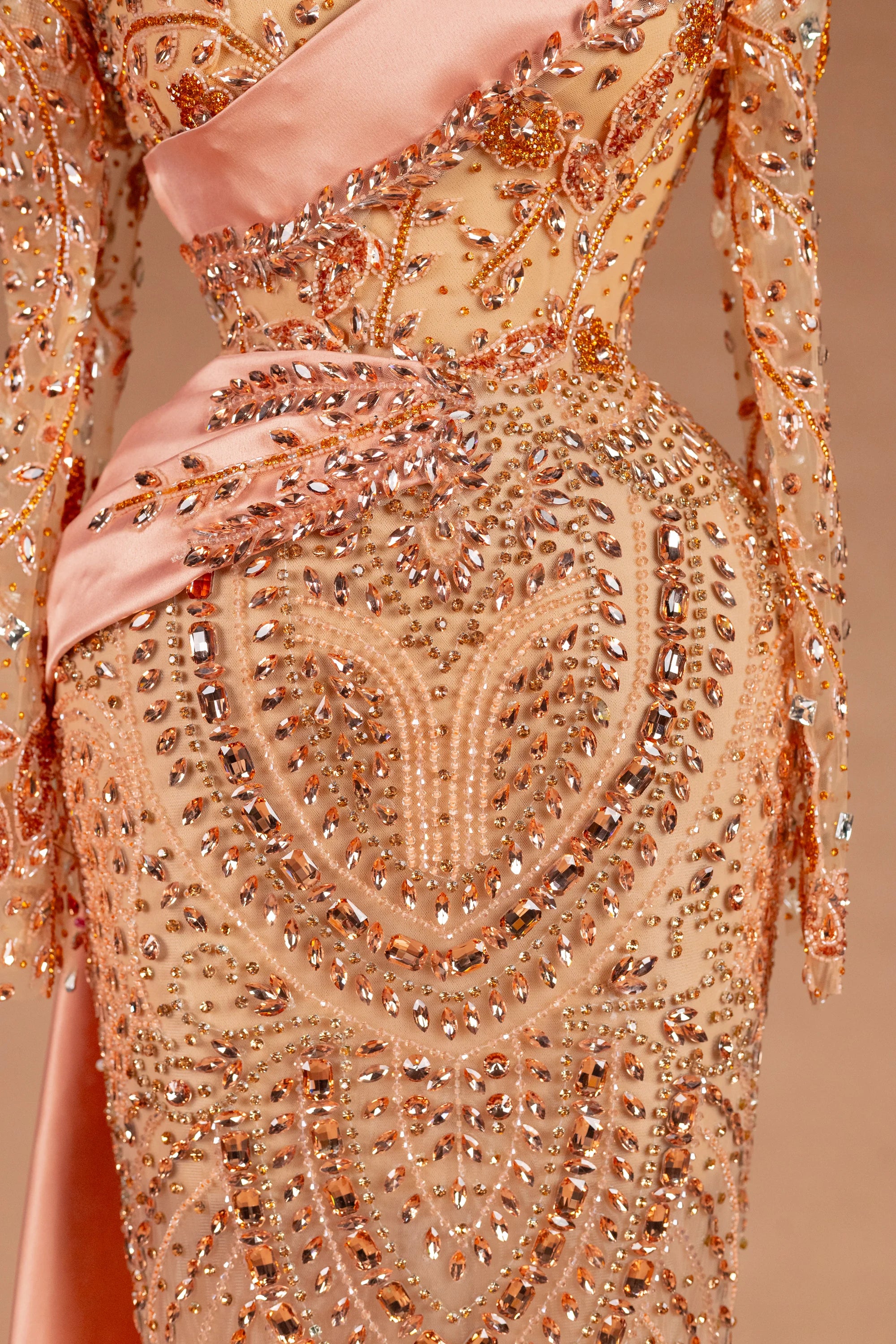 Sihëna Peach Aubade — blush halter off-shoulder column evening dress